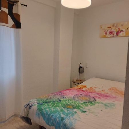 Habitacion Piso Particular En 카스티예하데라쿠에스타 외부 사진