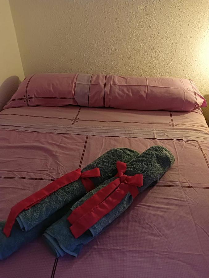 Habitacion Piso Particular En 카스티예하데라쿠에스타 외부 사진