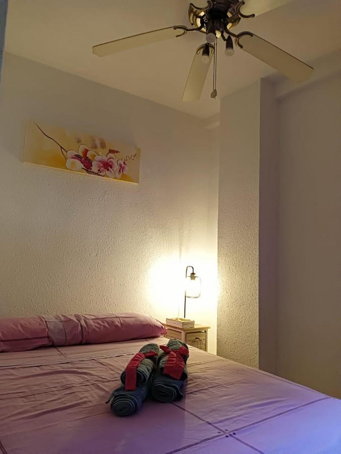 Habitacion Piso Particular En 카스티예하데라쿠에스타 외부 사진