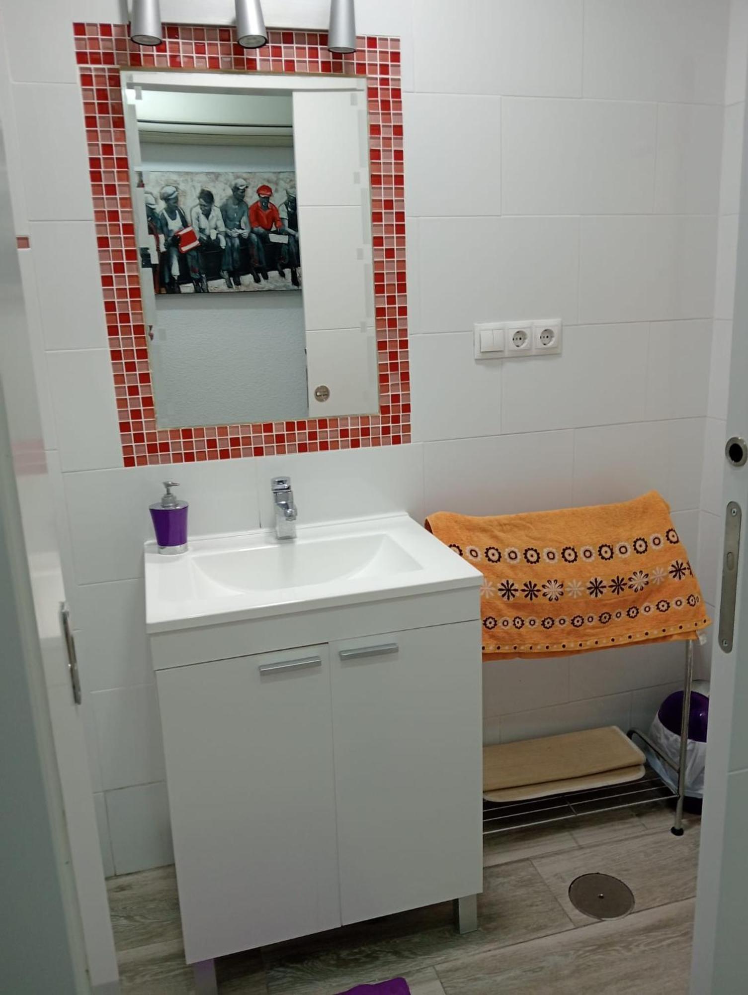 Habitacion Piso Particular En 카스티예하데라쿠에스타 외부 사진