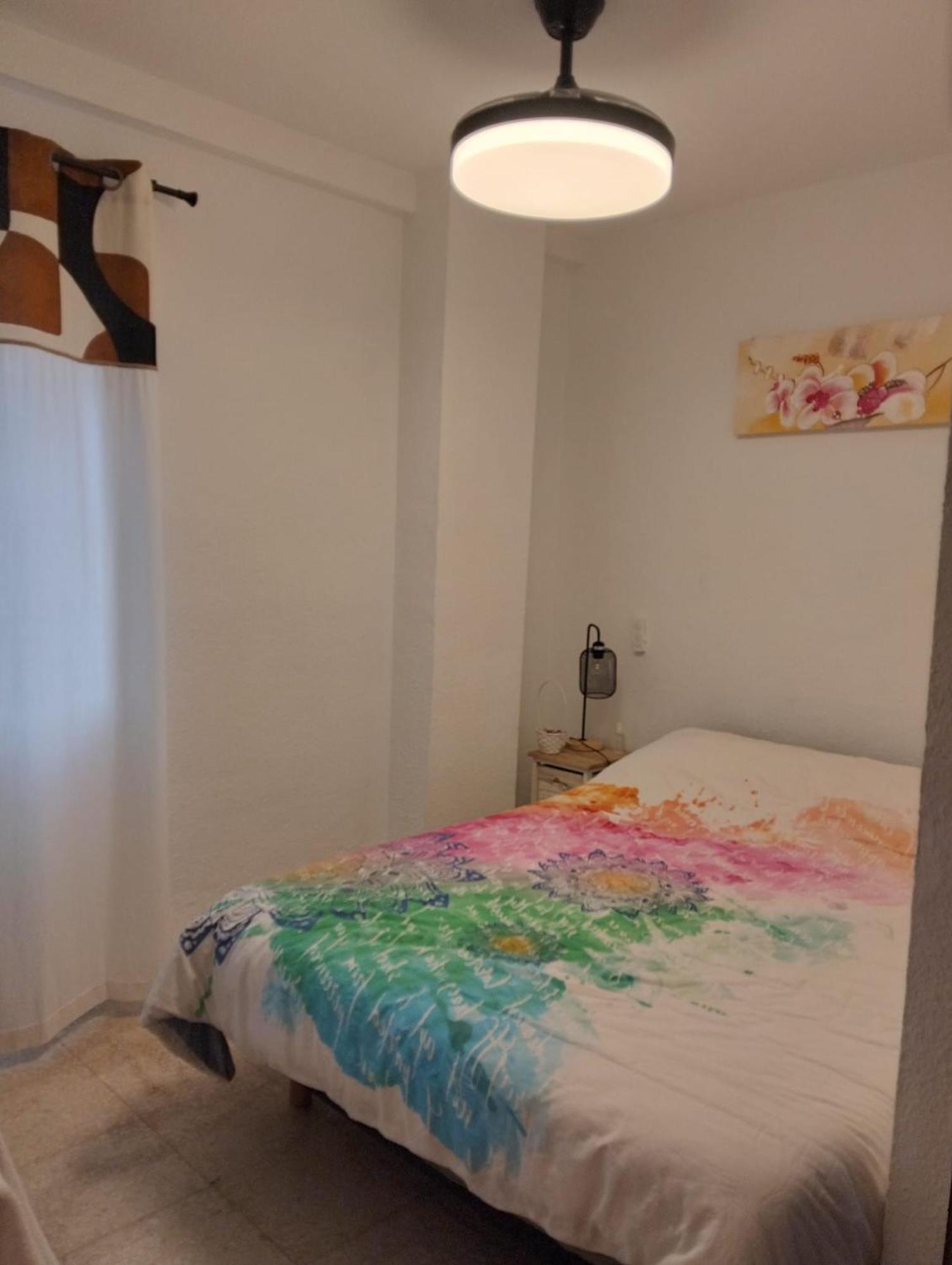Habitacion Piso Particular En 카스티예하데라쿠에스타 외부 사진
